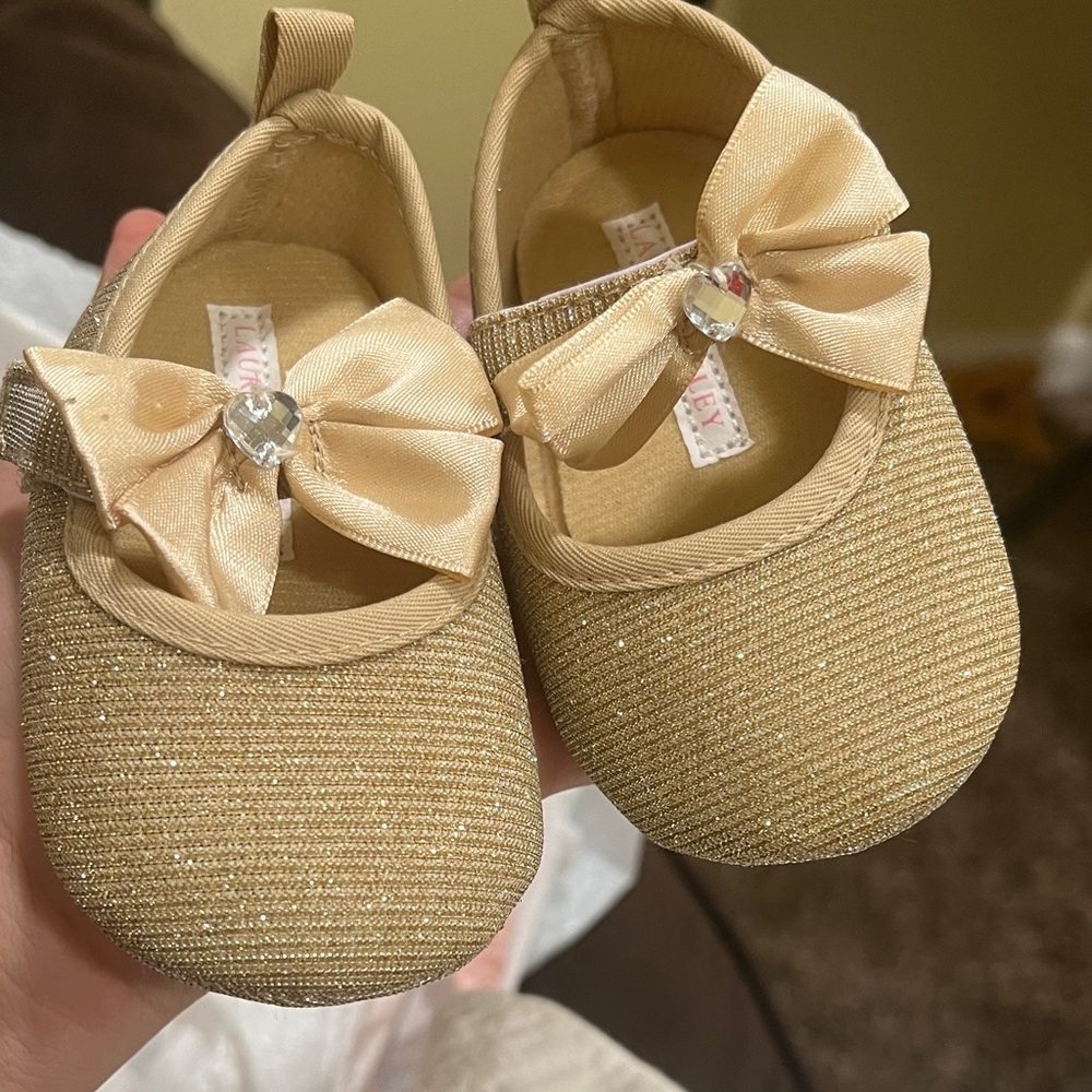 Laura Ashley Shimmery Gold Bow Mary Jane Baby Shoes